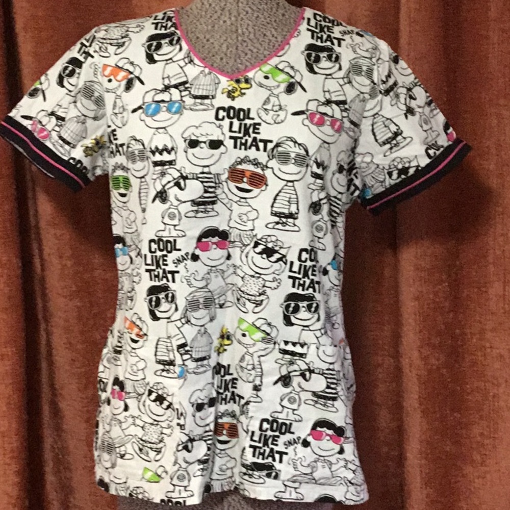 Peanuts “cool like that” Scrub Top